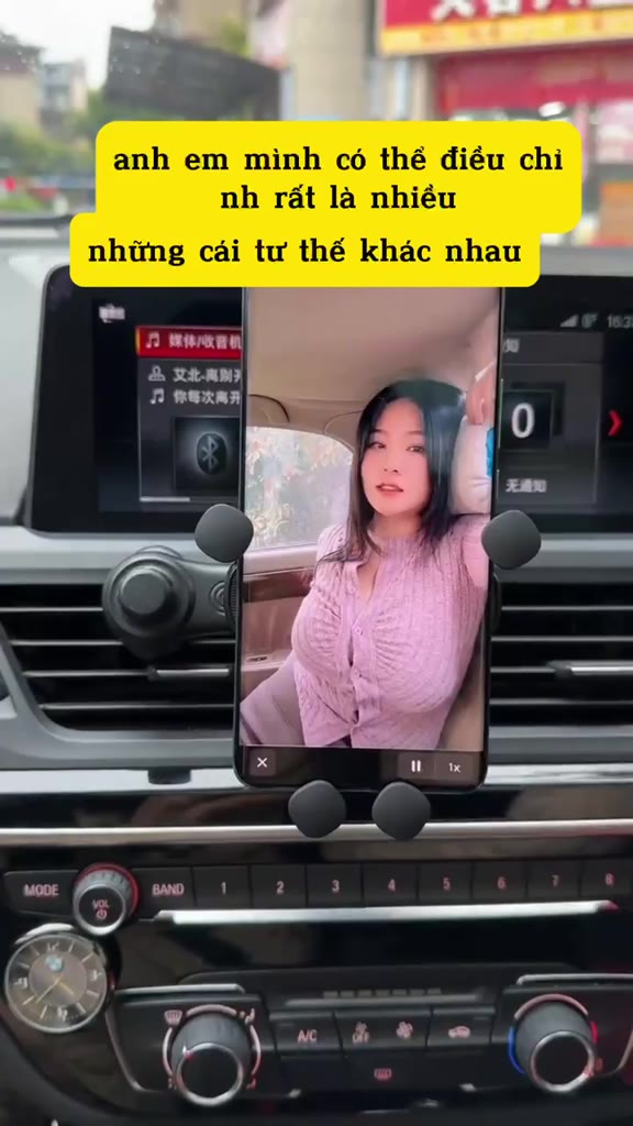 Giá Đỡ Điện Thoại Ô Tô LITTLE ONE 5