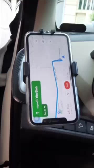 Giá Đỡ Điện Thoại Trên Ô Tô VuaAuto
