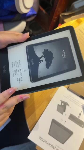 NEWSEAL | Máy đọc sách Kindle Paperwhite 6 2024 Tặng bao da hoặc ốp + kho sách và hỗ trợ tạo tài khoản kindle PPW6 | BigBuy360 - bigbuy360.vn