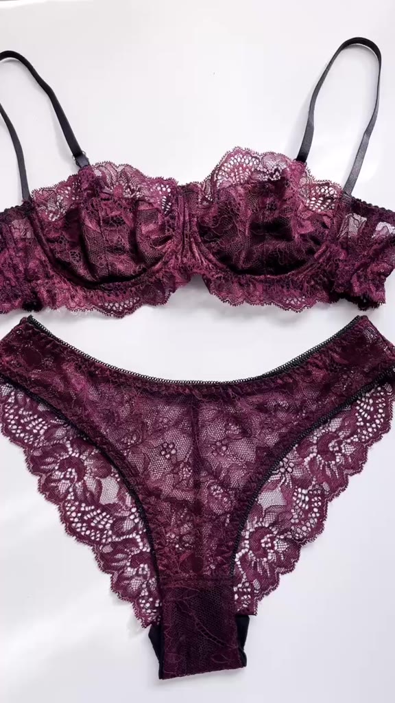 REMIE - Bộ đồ lót ren đỏ mận CÓ TẶNG MÚT áo ngực quả ngang có gọng không mút quần lót ren gợi cảm Eriscos | BigBuy360 - bigbuy360.vn