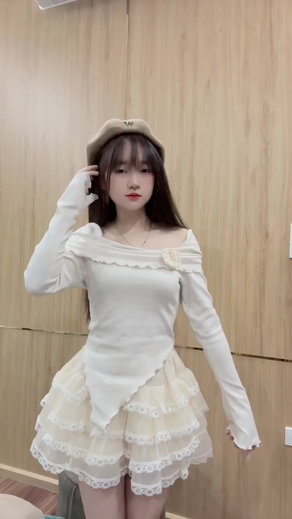 Áo Len tiểu thư trễ vai - Set váy áo outfit Tết du xuân A347 | BigBuy360 - bigbuy360.vn