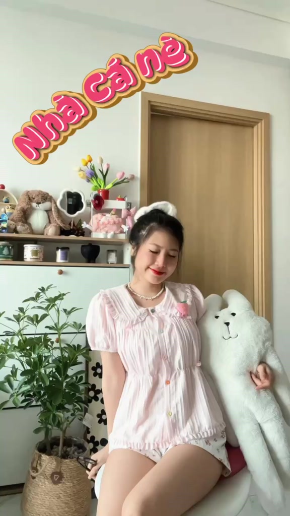 [ TẶNG GHIM ICON random] Set Áo 7 màu và Cv Chicc xếp tầng | BigBuy360 - bigbuy360.vn