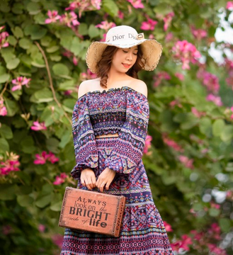 Mỹ Hạnh Nhập Khẩu