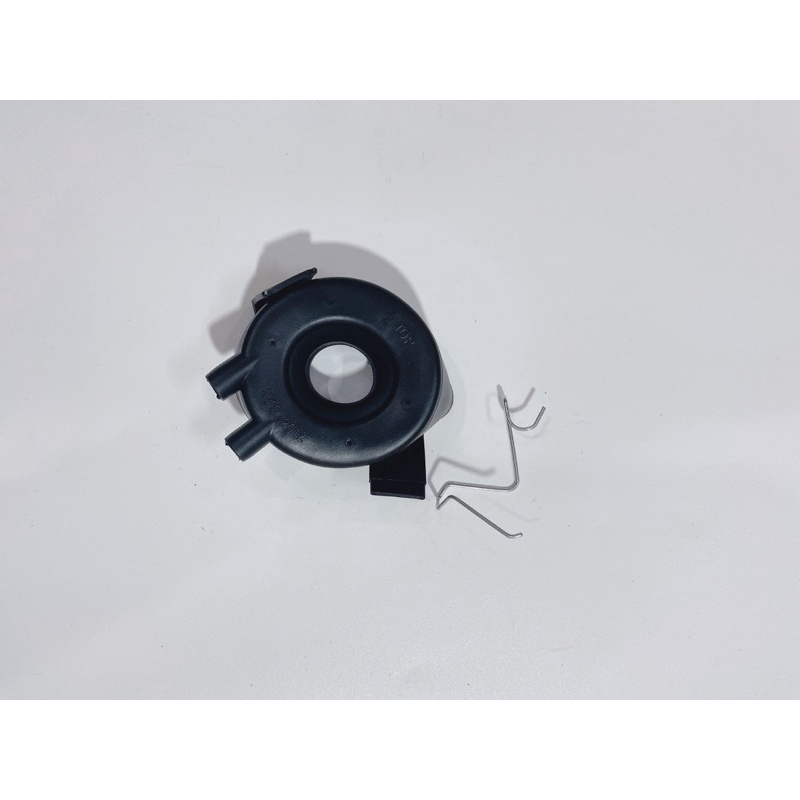 Đuôi đèn trước H4, chui đèn pha 3 chân dòng xe Wave lớn và tay ga….