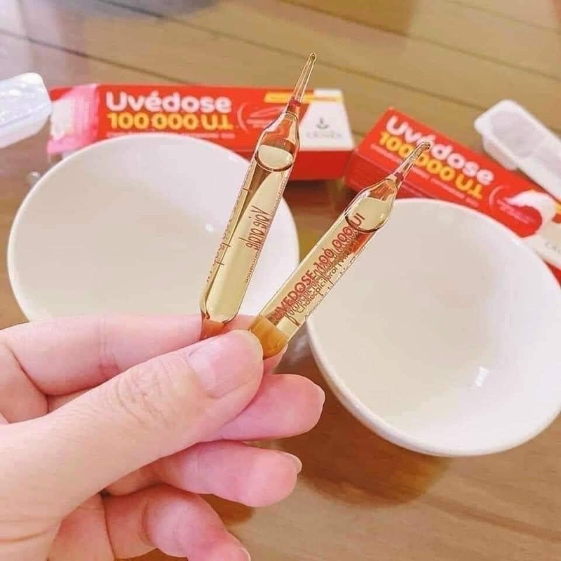Vitamin D liều cao Uvedose 100000 UI