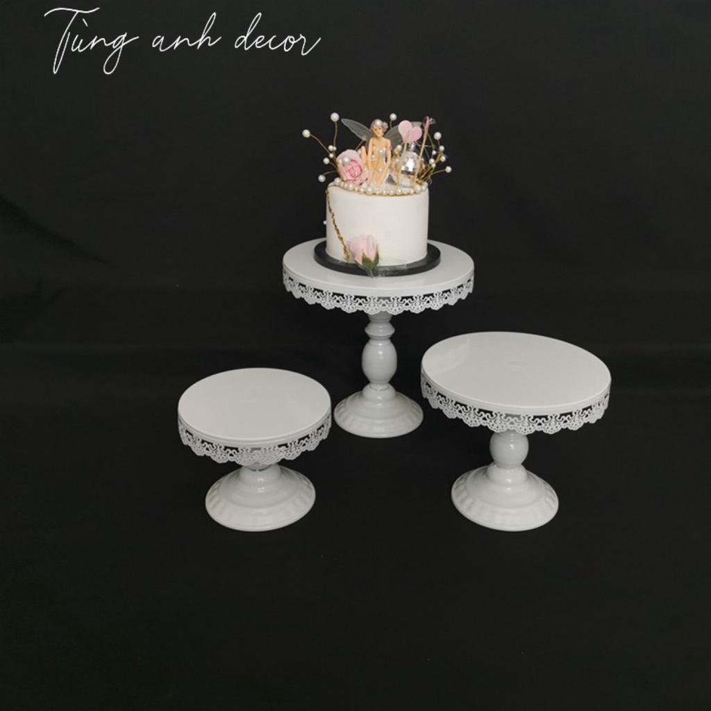 Kệ Để Bánh Sinh Nhật Kim Loại KB02
