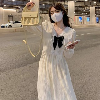 Đầm dài đính nơ tiểu thư