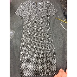 đầm calvin klein size 4,6