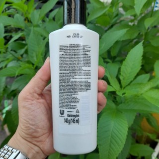 Dầu gội TRESemmé 140g