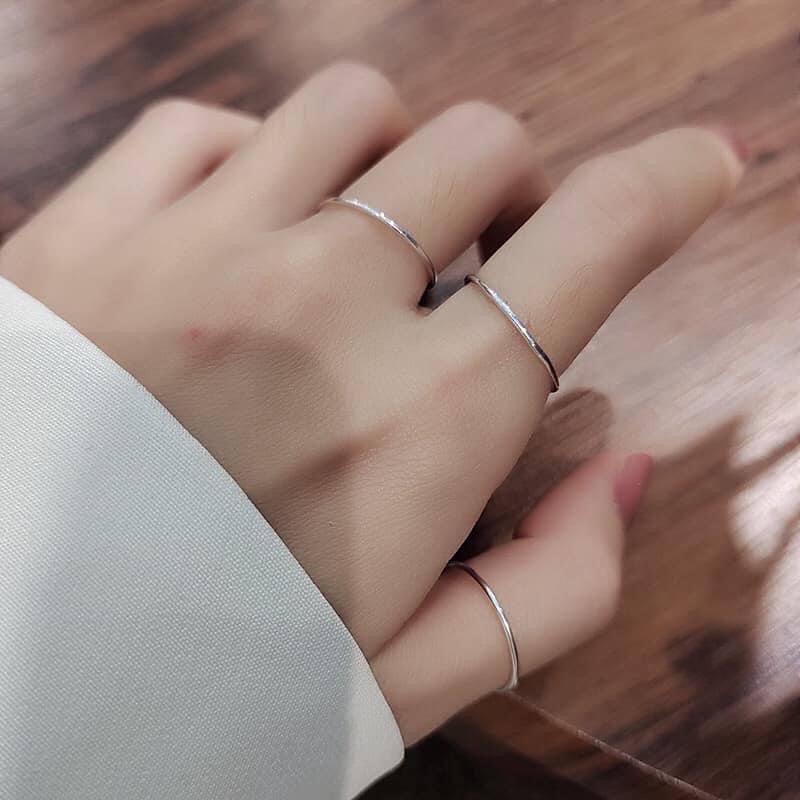 Nhẫn tròn trơn mảnh bạc ta Bạc ỉn