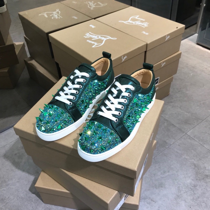 Sneaker Christian Louboutin Xanh Lục Bảo Đinh Tán
