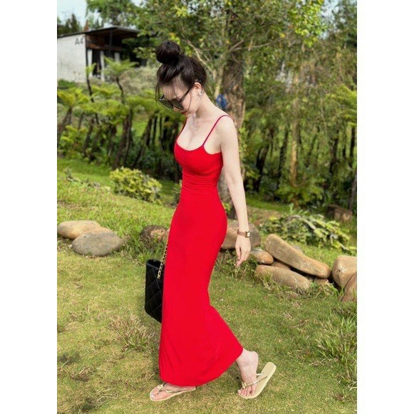 Đầm body hai dây dáng dài hở lưng ngực có mút chất thun mịn xinh lung linh