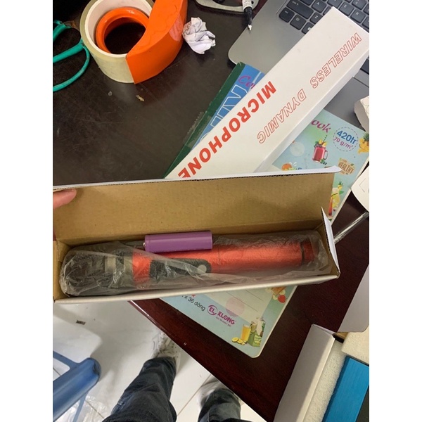 Âm ly Karaoke kèm míc cắm rắc Zin trên ô tô