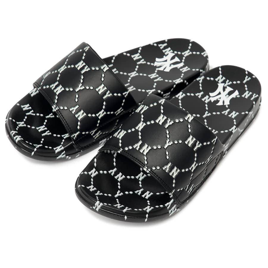 Dép MLB Dia Monogram NY Đen/Trắng Chính Hãng