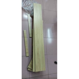 Kệ Sách Để Sàn Gỗ