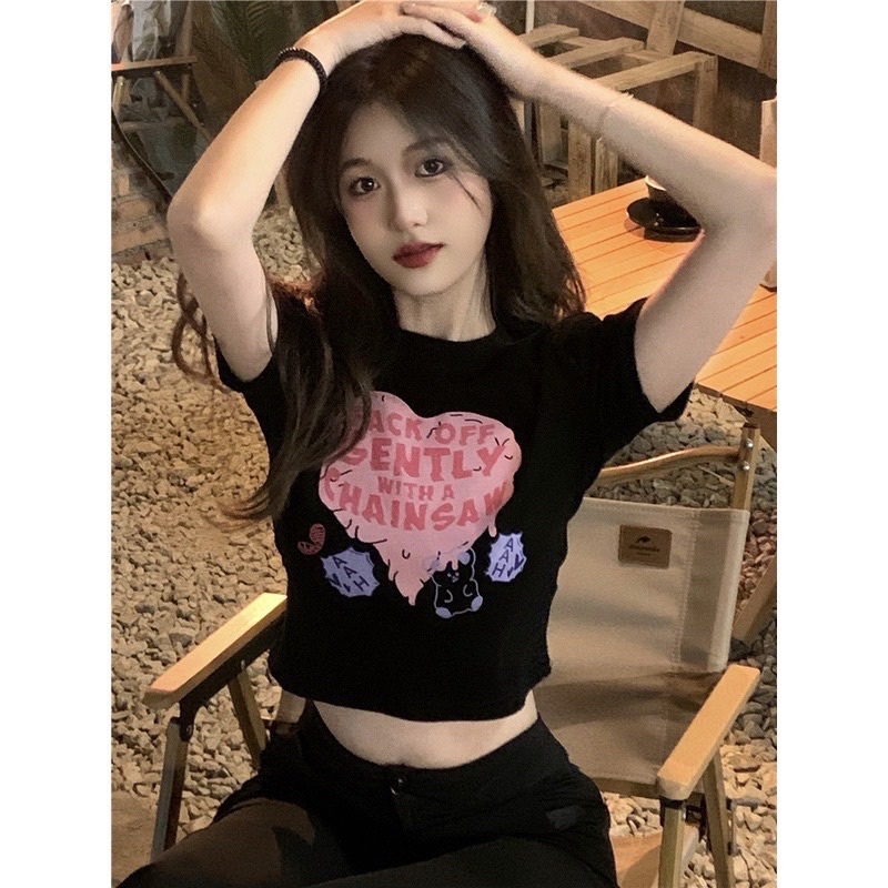 ÁO CROPTOP HOẠ TIẾT TRÁI TIM