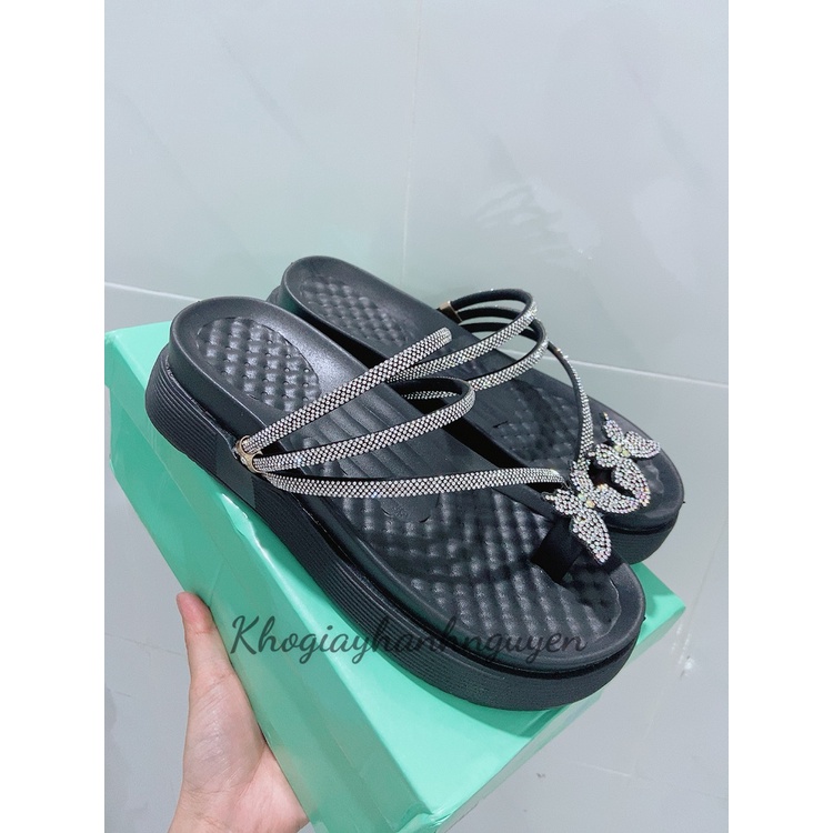 Dép sục sandal đế cao xỏ ngón đính đá đế bằng