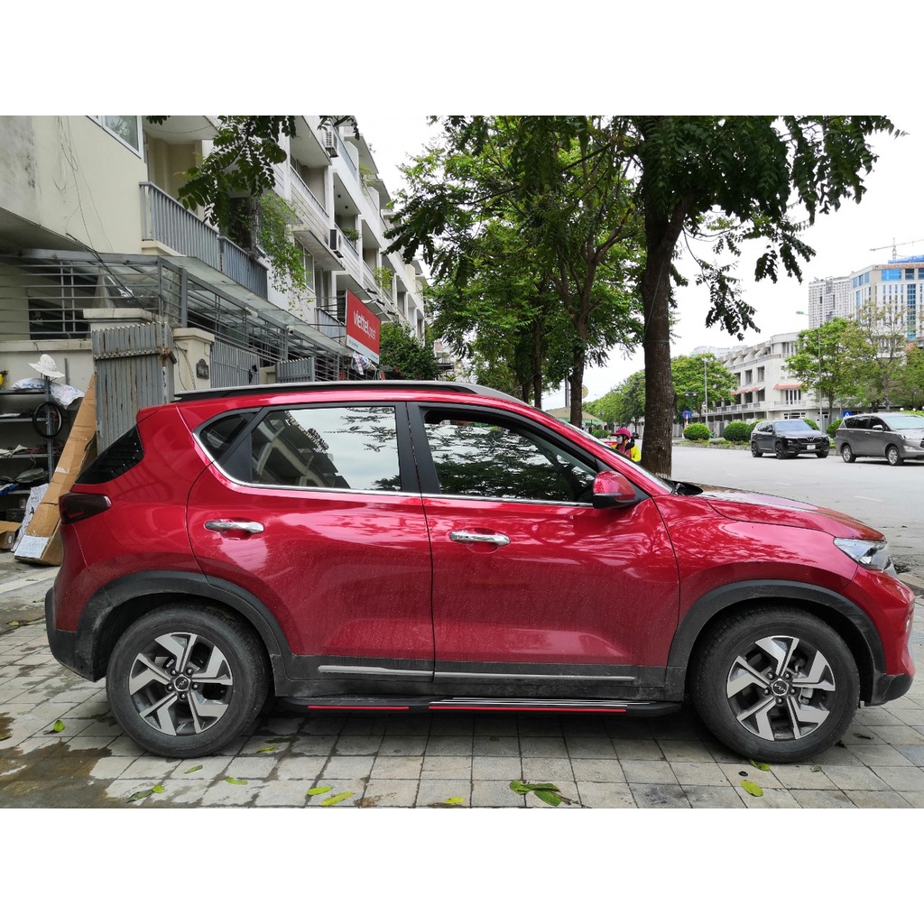 Bậc lên xuống, bệ bước chân ô tô KIA SONET 2021-2022. Mẫu nhôm đúc BW