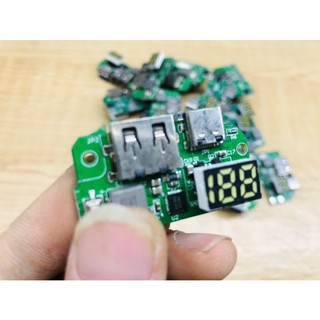 Mạch sạc pin dự phòng 18650 3 cổng 5v 2.4a màn hình led
