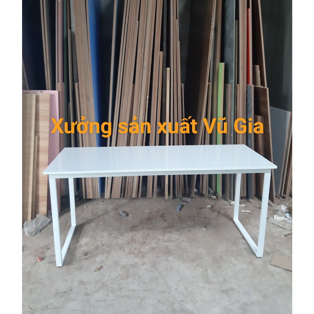 Bàn làm việc chân sắt chữ U mặt gỗ màu trắng | BigBuy360 - bigbuy360.vn