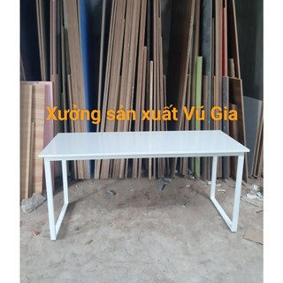 Bàn làm việc chân sắt chữ U mặt gỗ màu trắng