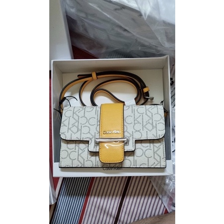 ❤️TÚI ĐEO CHÉO CALVIN KLEIN❤️💸 Giá mua sale - Hàng Auth mua Tại Mỹ Full hộp
