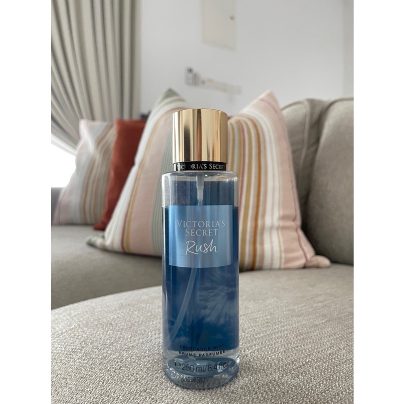 Xịt thơm body mist Victoria's Secret Rush