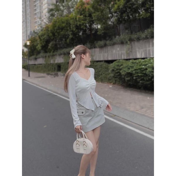 Bộ áo set đuôi cá kèm chân váy kaki túi hộp shop nina le