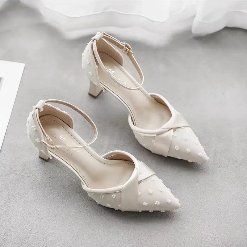 Rsevp giày cao gót trắng cô dâu giày cao gót trắng đế vuông giày cao gót mũi nhọn đính đá giày cao gót mũi nhọn 5p Sandal Mũi Nhọn Gót Dày Thời Trang Xuân Hè 2021 Mới Cho Nữ