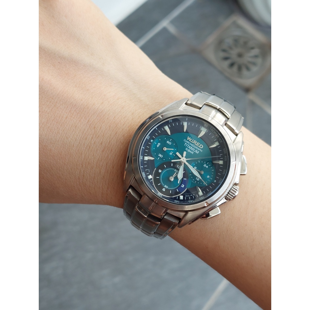 Đồng hồ nam Wired 6 kim titan mặt xanh chạy pin hàng Si