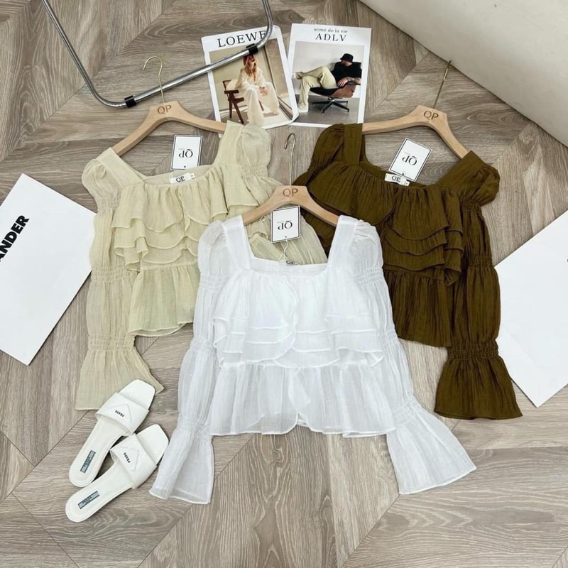 Áo voan tơ nhăn cổ vuông nhún bèo 3 tầng