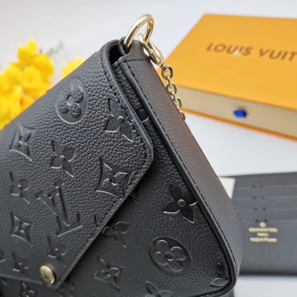 Ví Louis Vuitton M68796 Phối Khóa Kéo Thời Trang Dành Cho Nữ