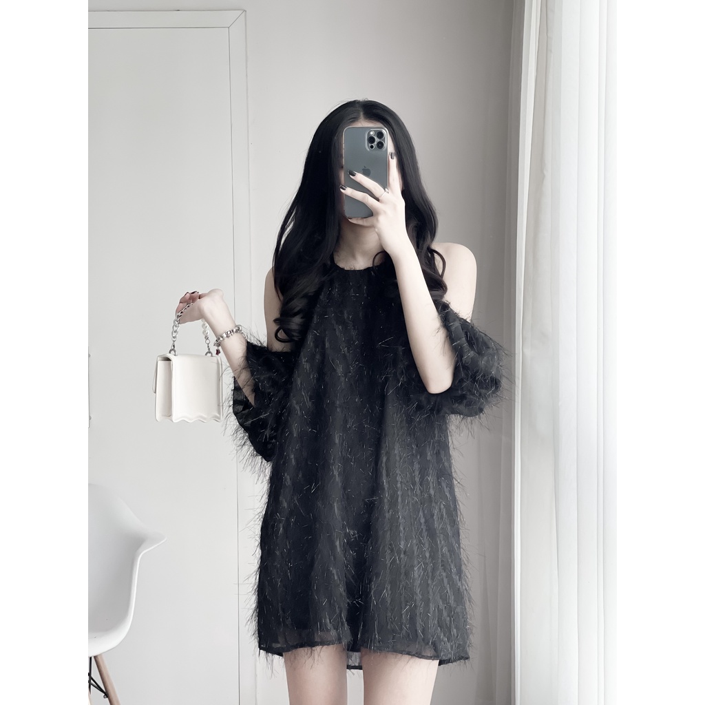 |The Berry Closet| Váy Yếm Tua Rua Lấp Lánh