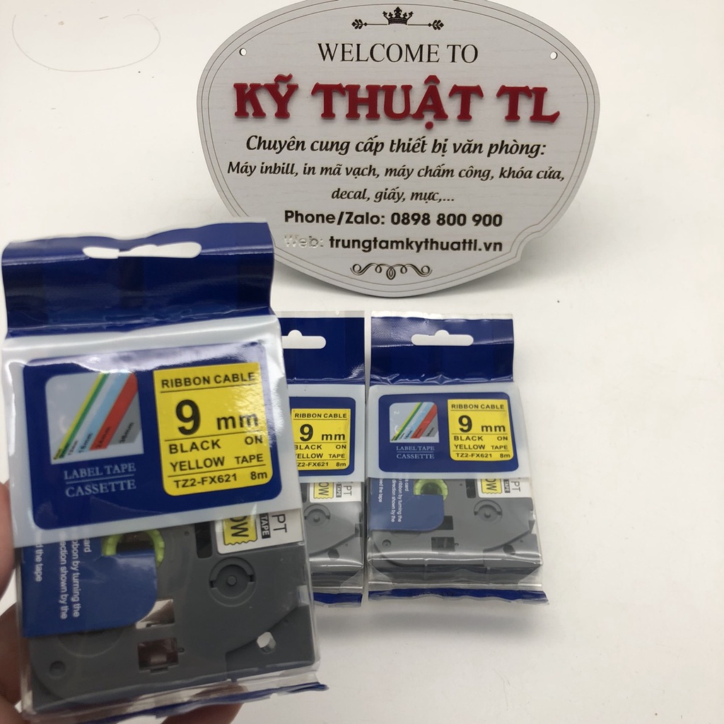 Nhãn TZ2-FX221 siêu dẻo - Chữ đen trên nền trắng 9mm