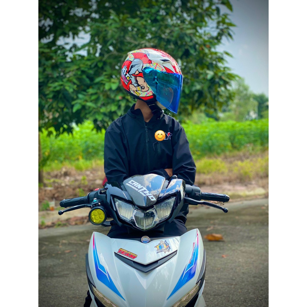 Áo khoác dù Ka Y Tê chống mưa nhẹ