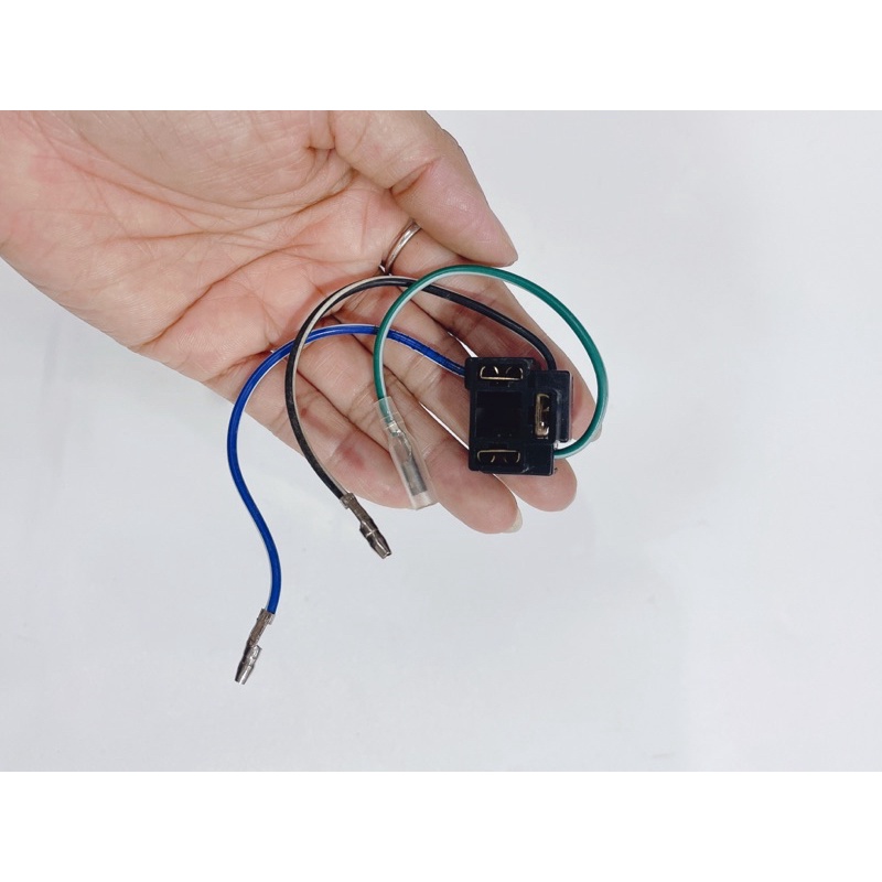 Đuôi đèn trước H4, chui đèn pha 3 chân dòng xe Wave lớn và tay ga….