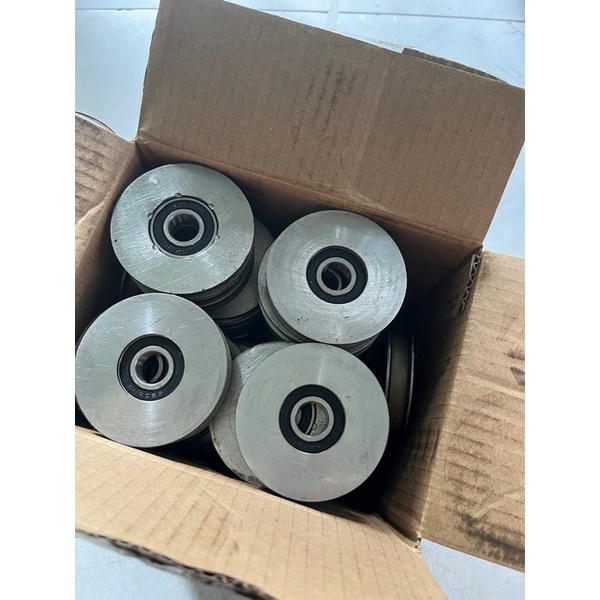 Bánh xe sắt Phi 39mm, Bánh xe sắt Phi 56mm và Bánh xe sắt Phi Phi 72mm Thang Máy