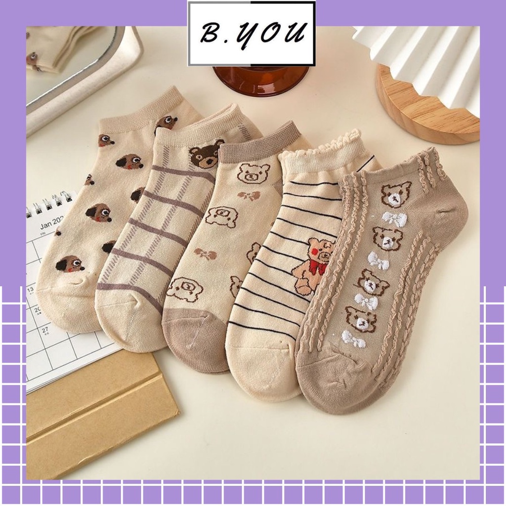 Tất nữ cổ ngắn, phong cách vintage, màu sắc nâu nhã nhặn, họa tiết gấu, chất liệu thoáng mát, thấm mồ hôi