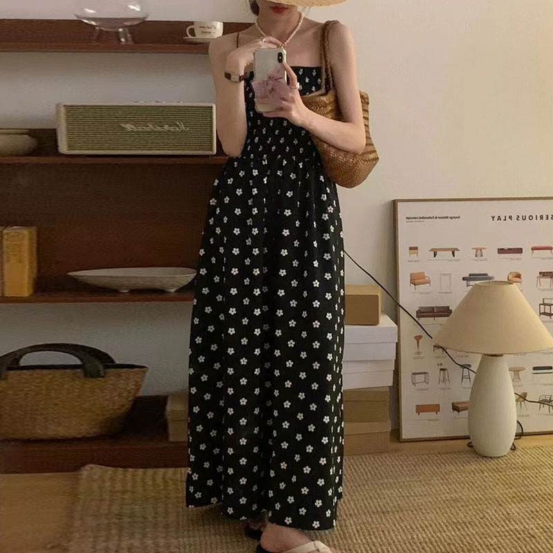 Váy hoa hai dây màu đen trắng thun ngực bo eo xòe dài điệu đà gợi cảm style Chic Hàn Quốc