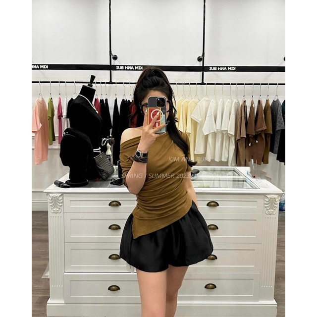 Áo Lệch Vai Rúm Eo ,vạt lệch , Áo Kiểu Nữ Lệch Vai Sẻ Điệu Đà B65