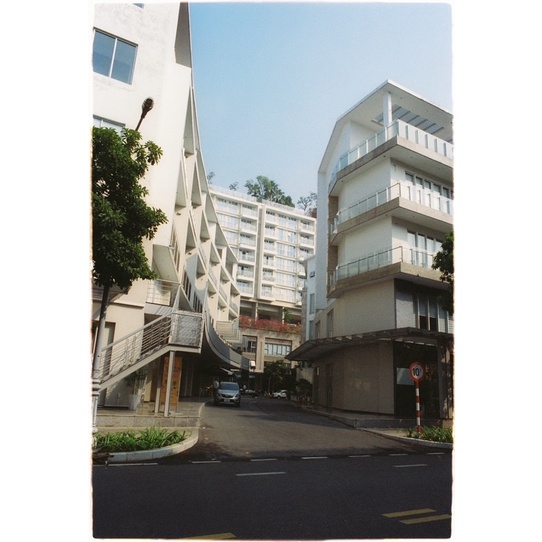 - Film 135  giá rẻ, 24 kiểu, film outdate, film Italia