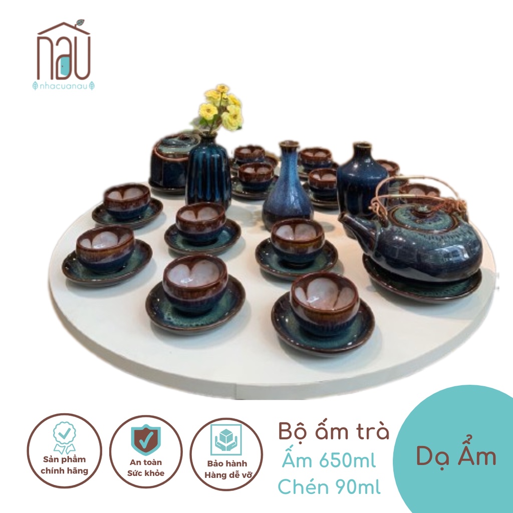 Bộ ấm chén bình trà Hoa sản phẩm của các nghệ nhận làng gốm truyền thống Bát Tràng có thể làm quà Tân Gia,