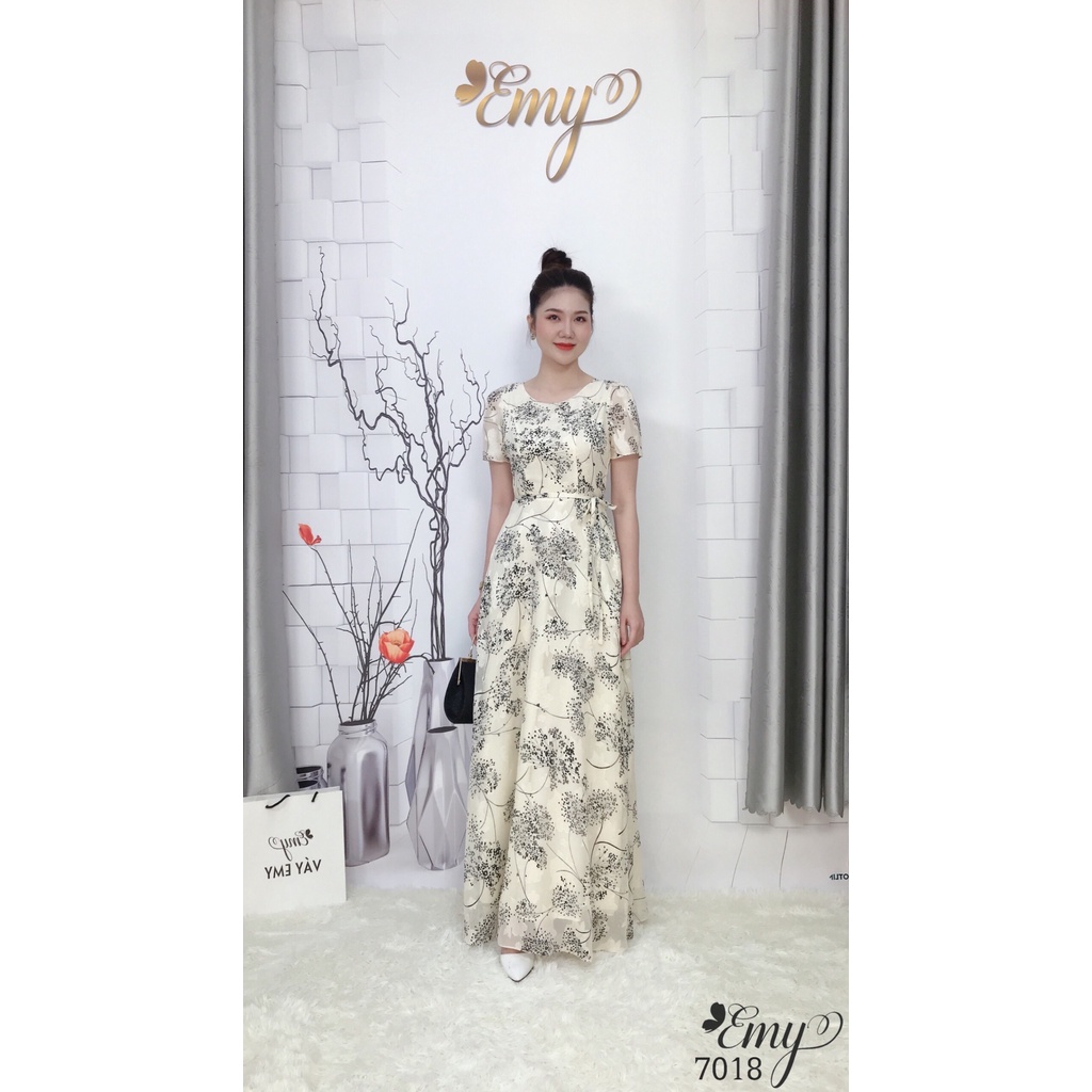 EMY EM7018 Maxi Dài Hoa Nhí Nền Trắng