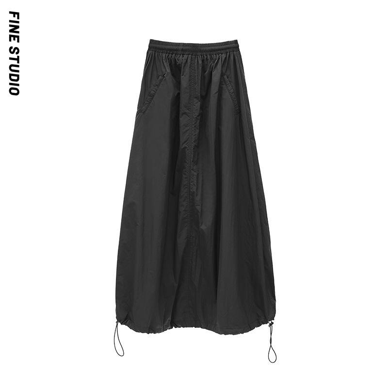 Đầm Dài Chống Gió Màu Đen Thiết Kế Dây Rút Tùy Chỉnh Thời Trang Cho Nữ