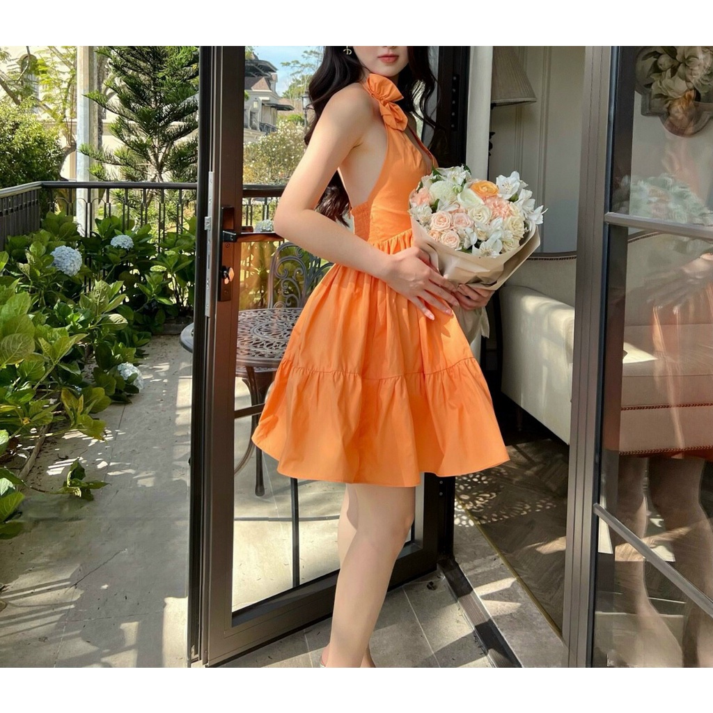 Đầm xoè cổ yếm kết hoa Cao Cấp