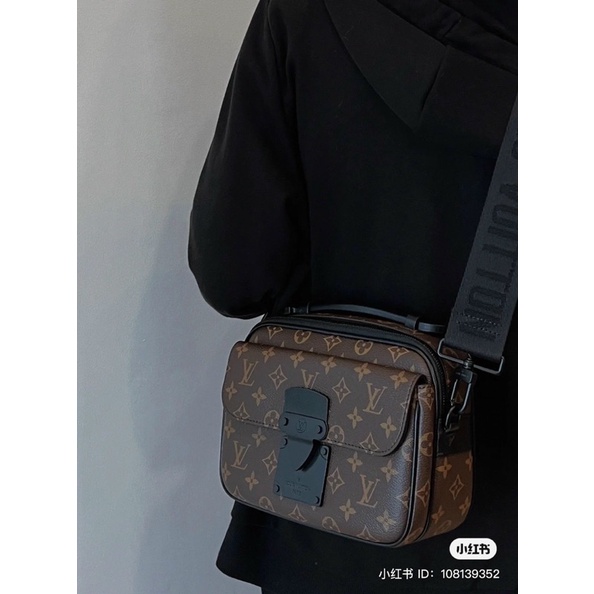 Túi đeo chéo Nam sz 22cm fullbox