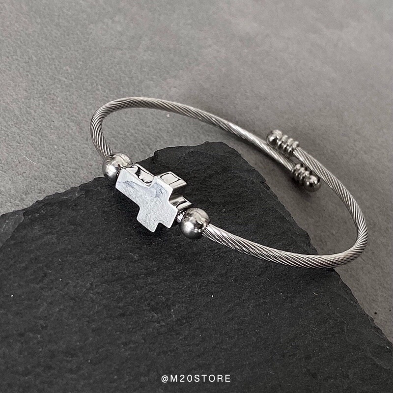 Vòng Tay Cuff Chữ Thập Thép Titan Chống Gỉ,Kiềng Tay Nam Nữ Phong Cách Cá Tính