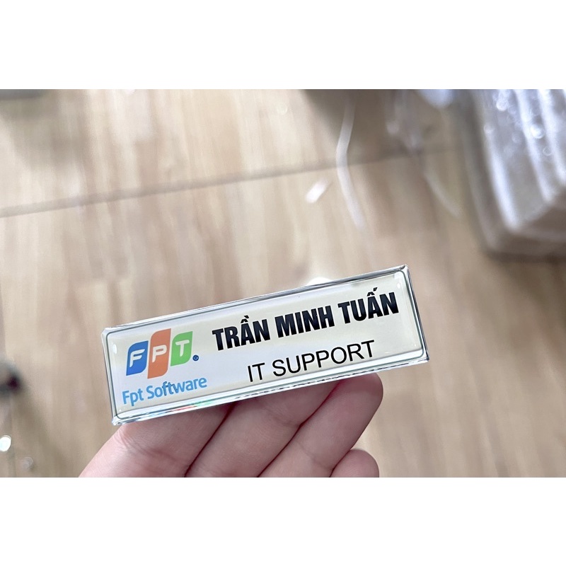 Bảng tên FPT in cố định theo yêu cầu -