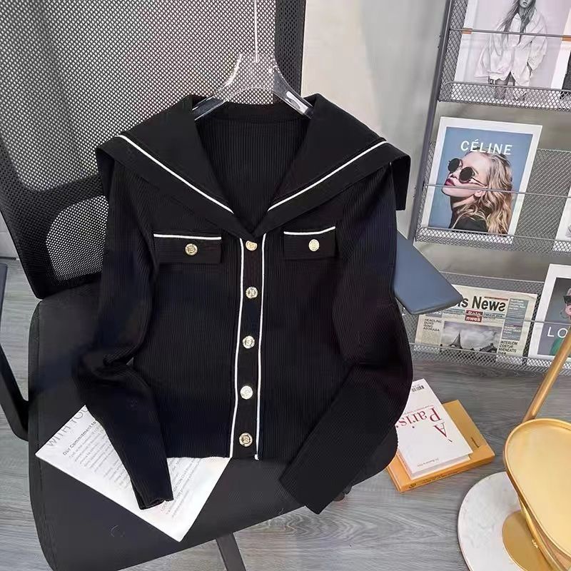 Áo khoác cardigan dệt kim màu đen cổ nhỏ thơm phong cách nữ giảm tuổi đẹp phong cách nước ngoài áo dài thu đông bùng nổ