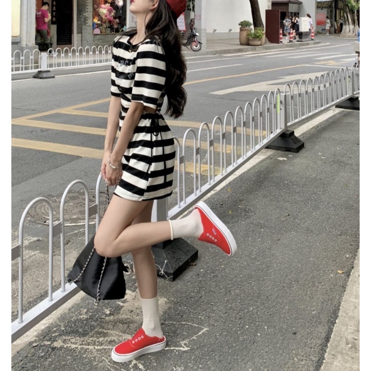 Đầm Kẻ Rút Eo Phối Hoạ Tiết In Siêu Xinh Mã KH42